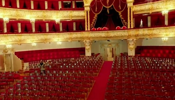 Acheter des billets de théâtre - Dialogue en russe